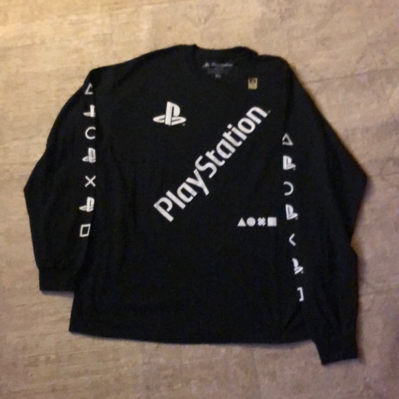 Black PlayStation shirt - Picture 1 of 2